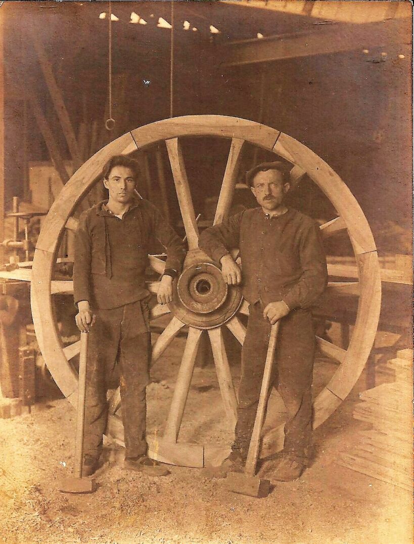 Werklui in wagenmakerij léger